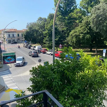 Casa Vacanze Viareggina * Viareggio